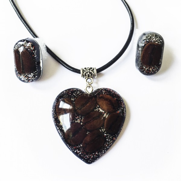 Set Kaffeebohnenschmuck "Nour" Herz und Ohrringe mit Halskette aus Leder einzigartig und handgeferti