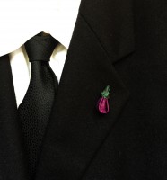 Boutonniere „Aubergine“ Reversnadel in violett