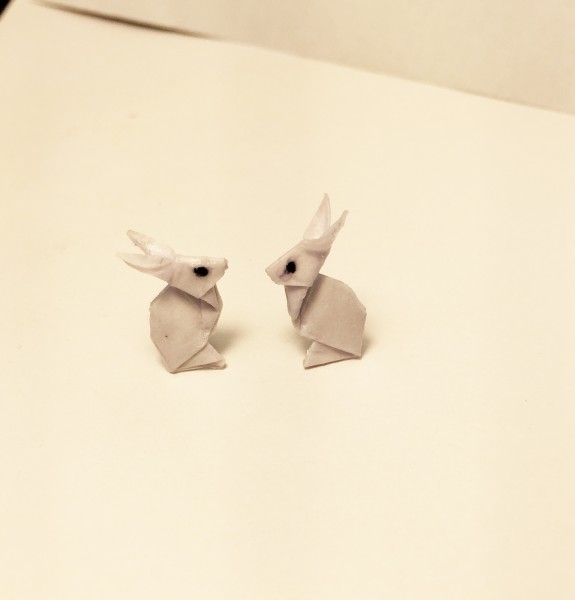 Origami Hase 3D Mini Ohrstecker filigrane Handarbeit aus Papier Ohrringe für japanische CosplayAnime