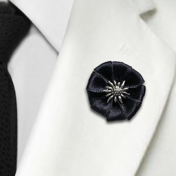 Boutonniere "Edelweiß" schwarze Knopflochblume als Anstecknadel für Herren Ansteckblume aus Satin